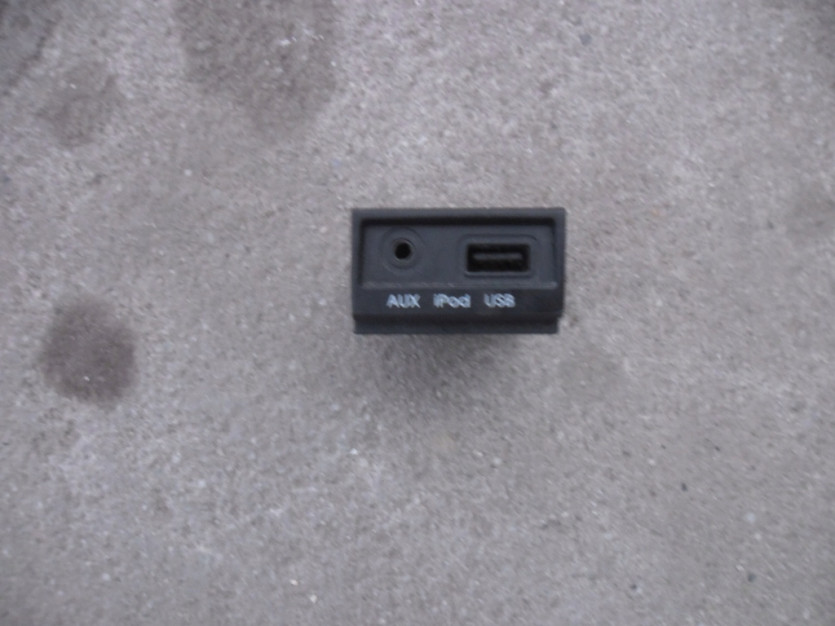 HYUNDAI I20 LIFT 2013 PORT USB AUX 96120-1J900