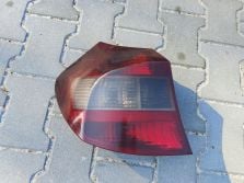 BMW 1 E87 LAMPA LEWY TYL LEWA TYLNA 6924501