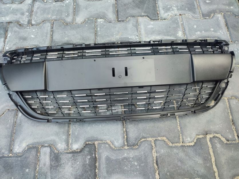 PEUGEOT 208 I LIFT ALLURE 2016 ATRAPA GRILL 9810535677