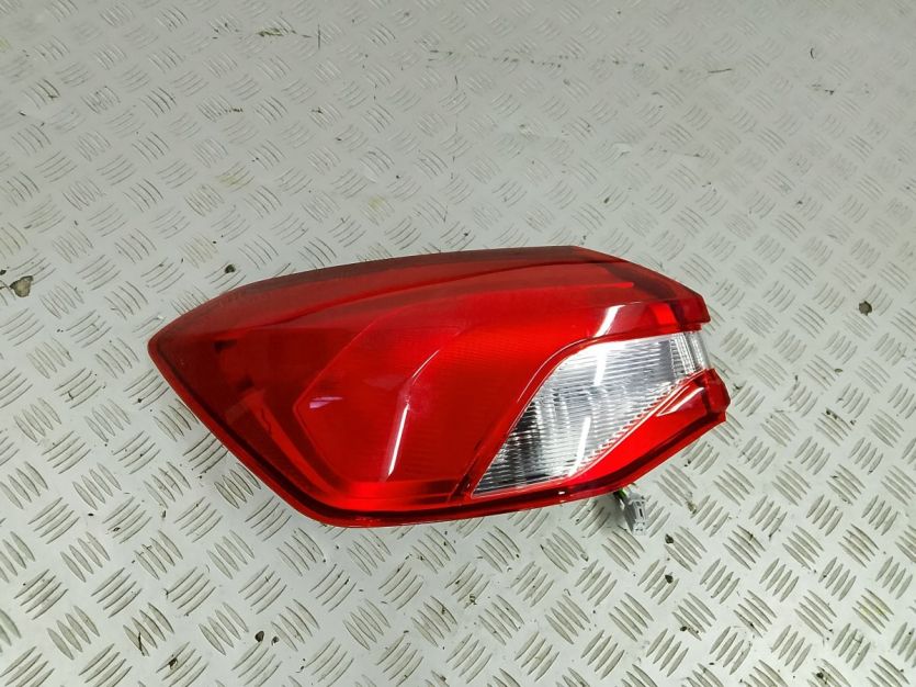 FORD FOCUS MK4 KOMBI LAMPA LEWY TYŁ LEWA TYLNA