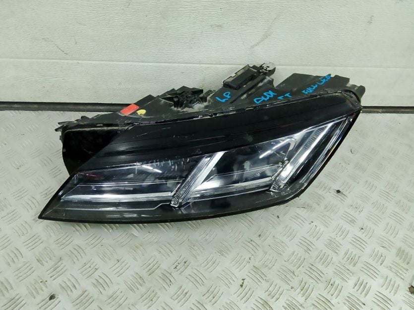 AUDI TT TTRS 8S LAMPA LEWY PRZÓD FULL LED 8S0941035