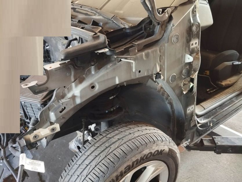 DS DS7 CROSSBACK citroen CWIARTKA SLUPEK PODLUZNICA LEWA PRZOD PRZEDNIA