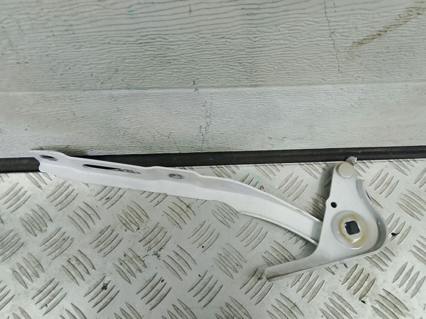 TOYOTA PROACE PEUGEOT PARTNER K9 2023 ZAWIAS MASKI PRAWY 9816484780
