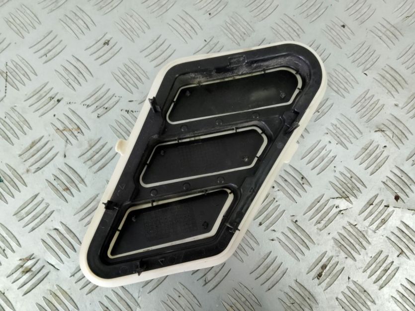 TOYOTA PROACE PEUGEOT PARTNER K9 2023 KRATKA WENTYLACYJNA LEWA 9818354180