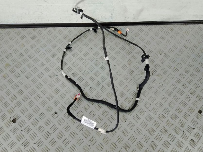 TOYOTA PROACE PEUGEOT PARTNER K9 2023 INSTALACJA PRZEWÓD ANTENY 9827030880