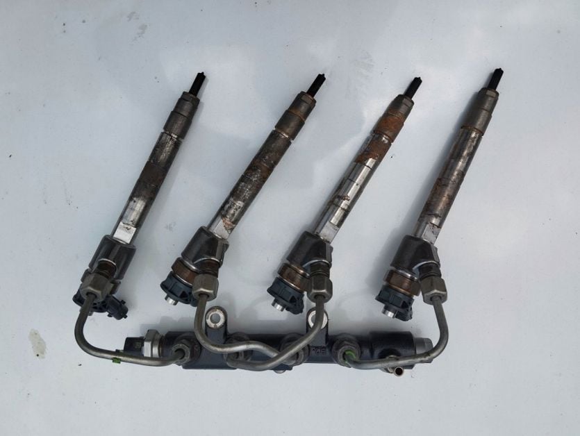 PEUGEOT CITROEN DV5RC 1.5 BLUE HDI WTRYSKI WTRYSKIWACZE BOSCH OPEL FIAT