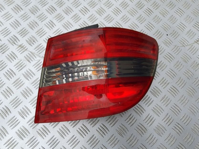 MERCEDES B KLASA W245 2008 LAMPA PRAWY TYL PRAWA TYLNA A1698202664