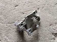TOYOTA PROACE PEUGEOT PARTNER K9 2023 ŁAPA MOCOWANIE SPRĘŻARKI 9823598480