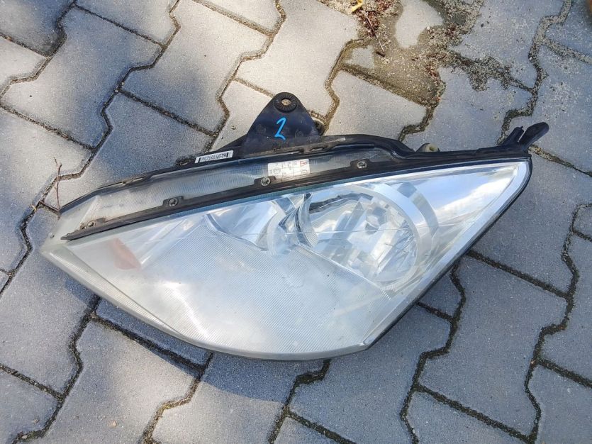 FORD FOCUS MK1 LIFT LAMPA LEWY PRZÓD LEWA PRZEDNIA 2M51-13W030
