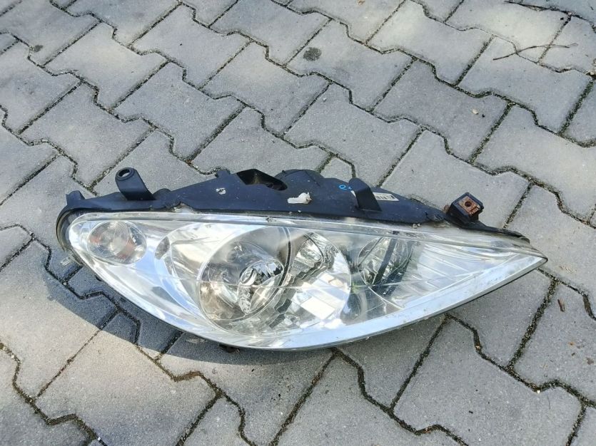 PEUGEOT 307 UK LAMPA PRAWY PRZÓD PRZEDNIA 9634369280