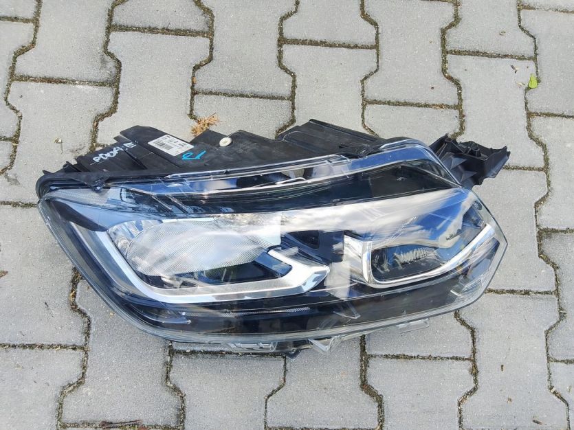 PEUGEOT PARTNER IV K9 TOYOTA PROACE LAMPA PRAWY PRZÓD PRZEDNIA 9835780580