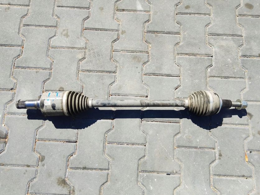 MAZDA CX90 CX-90 3.3 V6 PÓŁOŚ LEWY TYŁ RD0B2560X