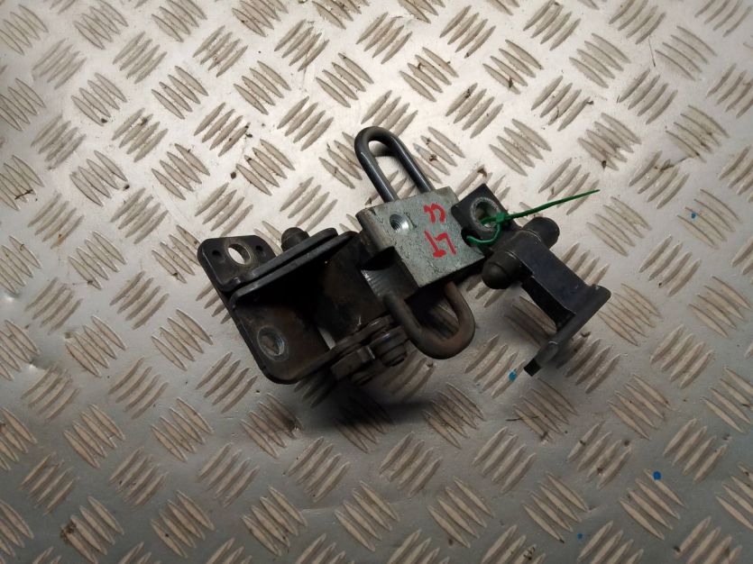 VW PASSAT CC 2010 ZAWIASY DRZWI LEWY TYŁ LEWE TYLNE KOMPLET