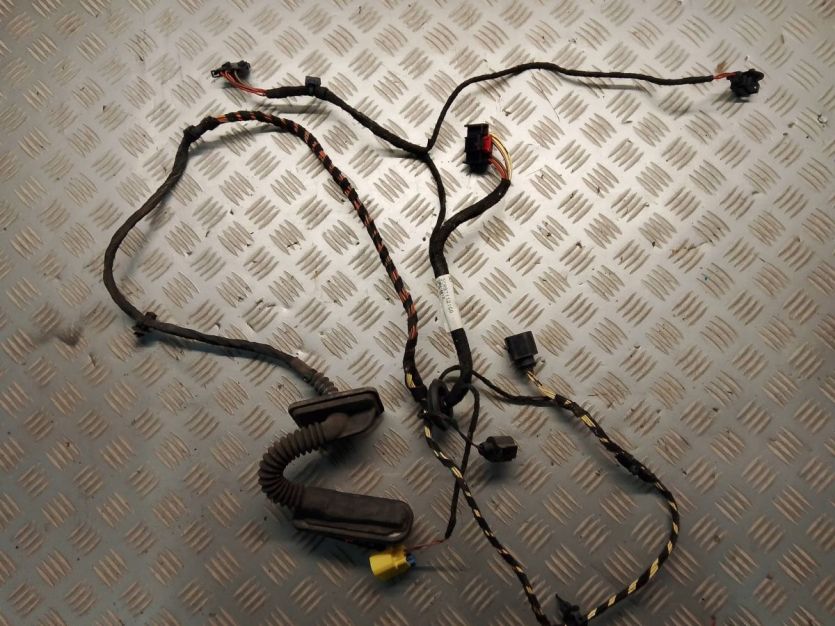 VW PASSAT CC 2010 WIĄZKA DRZWI PRAWY PRZÓD PRAWA PRZEDNIA 3C8971121CG