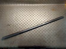 VW PASSAT CC 2010 LISTWA ZGARNIACZ DRZWI LEWY TYŁ 3C8839475F