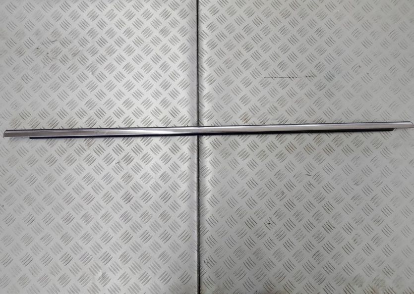 VW ATLAS CROSS LIFT 2021 LISTWA DRZWI CHROM LEWY TYŁ 3CM839475