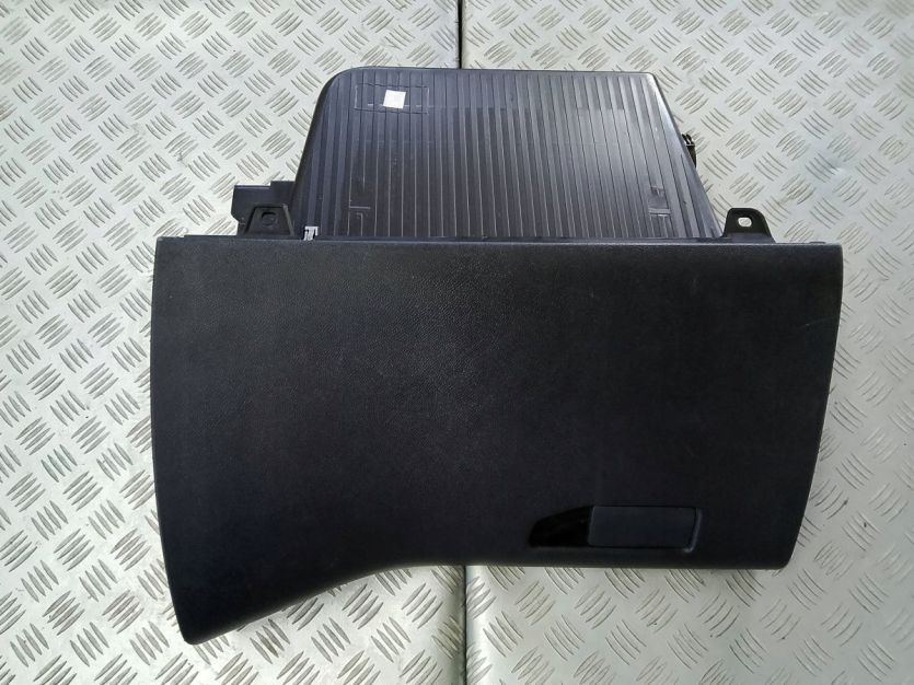 PEUGEOT 308 II T9 LIFT 2019 SCHOWEK PASAŻERA 9677995177