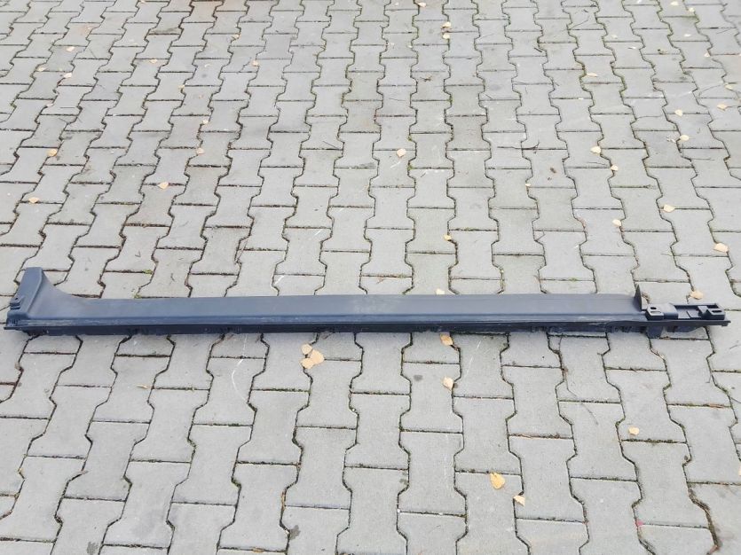 LINCOLN AVIATOR II 2022 LISTWA PROGOWA PRAWA LC5B-S10154-AGW