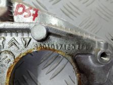 DS DS7 CROSSBACK CITROEN 2020 1.6THP ŁAPA PODPORA PÓŁOSI 9801017180