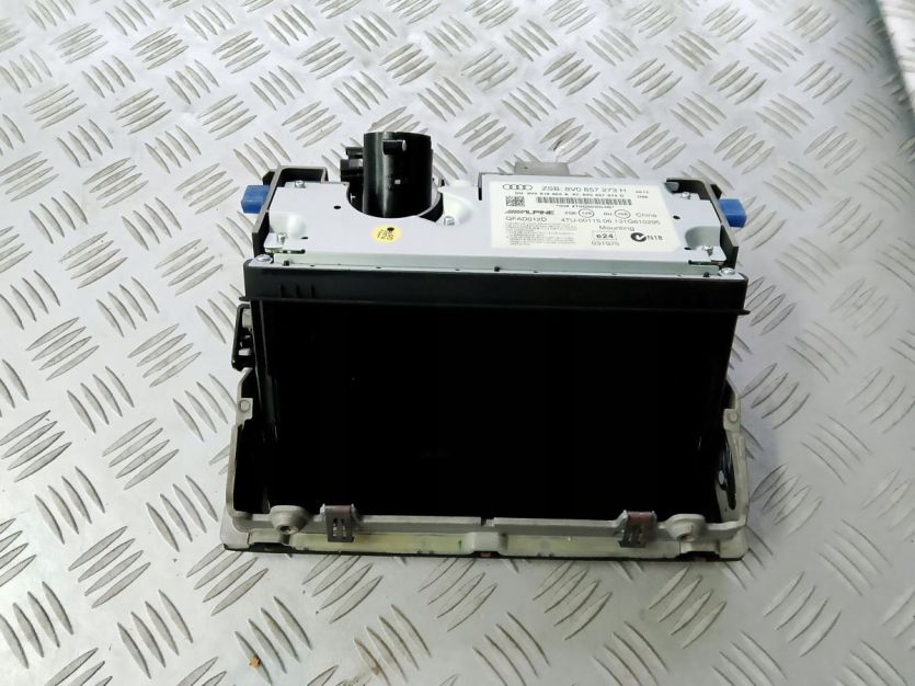 AUDI A3 8V SPORTBACK 5D 2014 EKRAN WYŚWIETLACZ MONITOR 8V0857273H