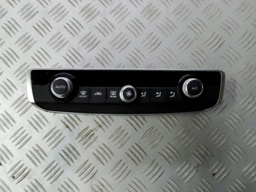 AUDI A3 8V SPORTBACK 5D 2014 PANEL NAWIEWU KLIMATYZACJI 8V0820043