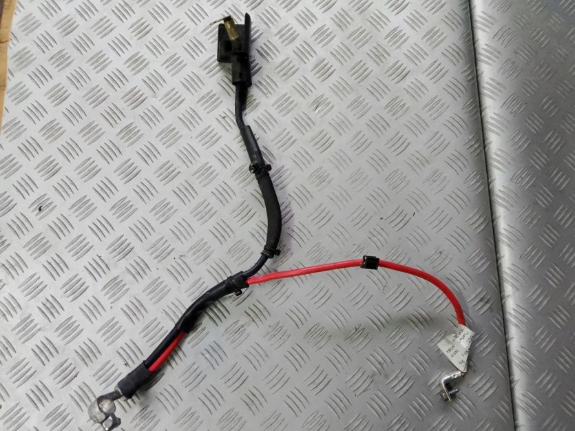 AUDI A3 8V SPORTBACK 5D 2014 KLEMA PLUSOWA 5Q0971228