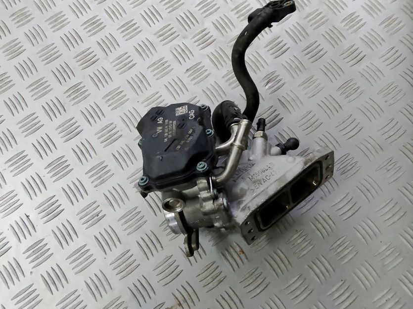 AUDI A3 8V SPORTBACK 5D 2014 PRZEPUSTNICA 04L128063M