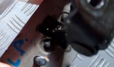 PEUGEOT 308 II SW KOMBI T9 LIFT OGRANICZNIK DRZWI LEWY PRZÓD