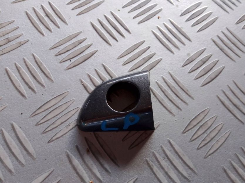 PEUGEOT 308 II SW KOMBI T9 LIFT ZAŚLEPKA KLAMKI DRZWI LEWY PRZÓD