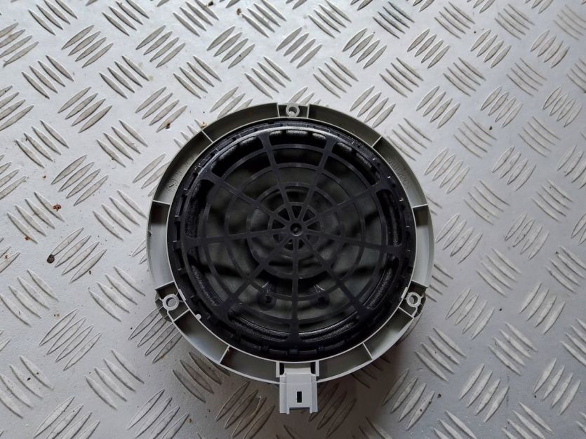 PEUGEOT 308 II SW KOMBI T9 LIFT GŁOŚNIK DRZWI PRAWY TYŁ 9803506380