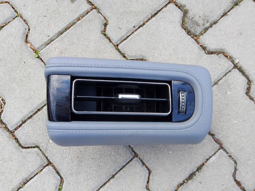 LINCOLN AVIATOR II 2022 KRATKA WENTYLACYJNA NAWIEW LEWA LC5B-19C696-AE