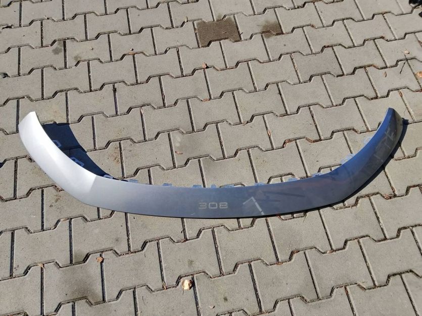 PEUGEOT 308 III T10 LISTWA NAKŁADKA ZDERZAKA PRZÓD PRZEDNIA 9837709380