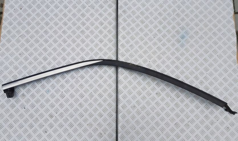 CITROEN C4 PICASSO II 2016 LISTWA DRZWI CHROM PRAWY PRZÓD 9677096480