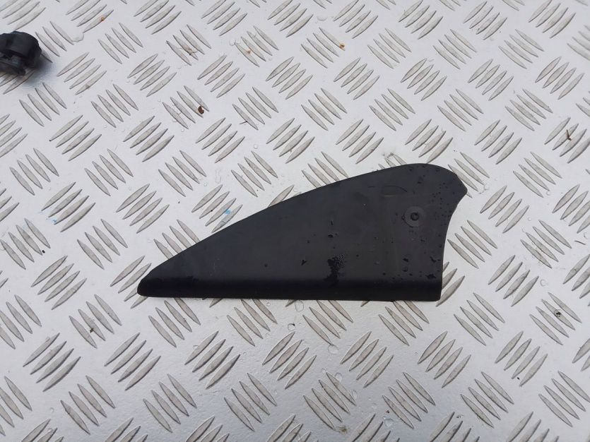 CITROEN C4 PICASSO II 2016 ZASLEPKA DRZWI PRAWY TYŁ 96779433ZD