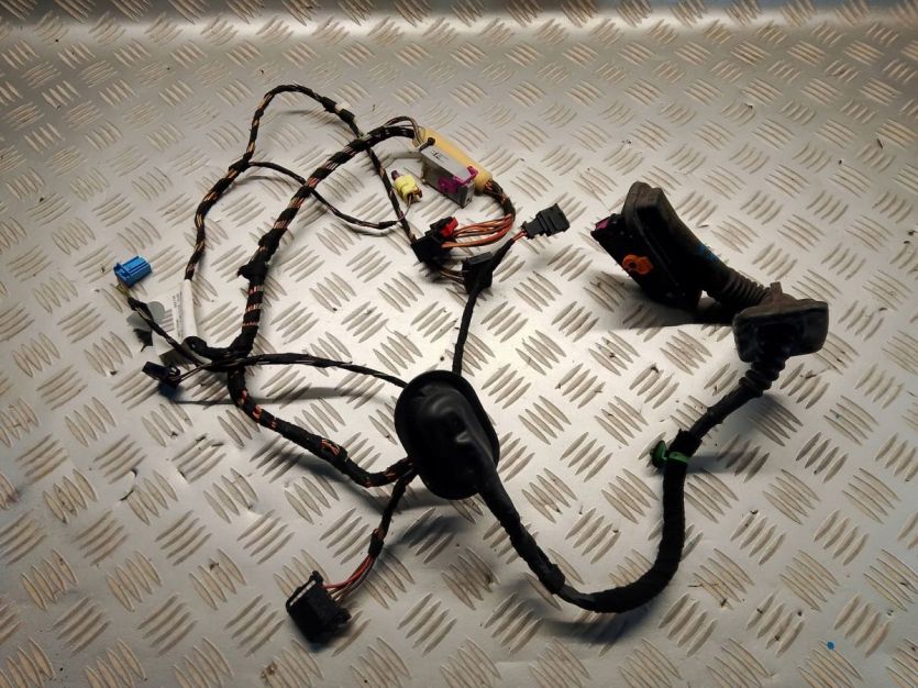 VW GOLF VI 6 GTI HB 5D 2012 WIĄZKA DRZWI PRAWY PRZÓD 5K4971121CF