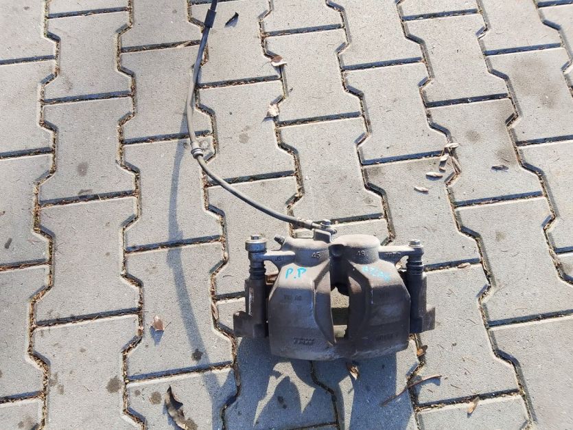 VW ATLAS CROSS 2021 ZACISK PRAWY PRZÓD PRAWY PRZEDNI