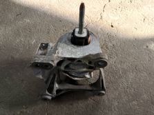 LINCOLN AVIATOR 2022 PODUSZKA ŁAPA SILNIKA L1M3-6C010-BJ