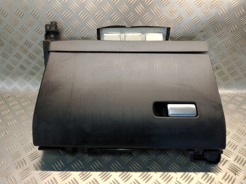 MAZDA CX90 CX-90 2024 SCHOWEK PASAŻERA KBB3-64111