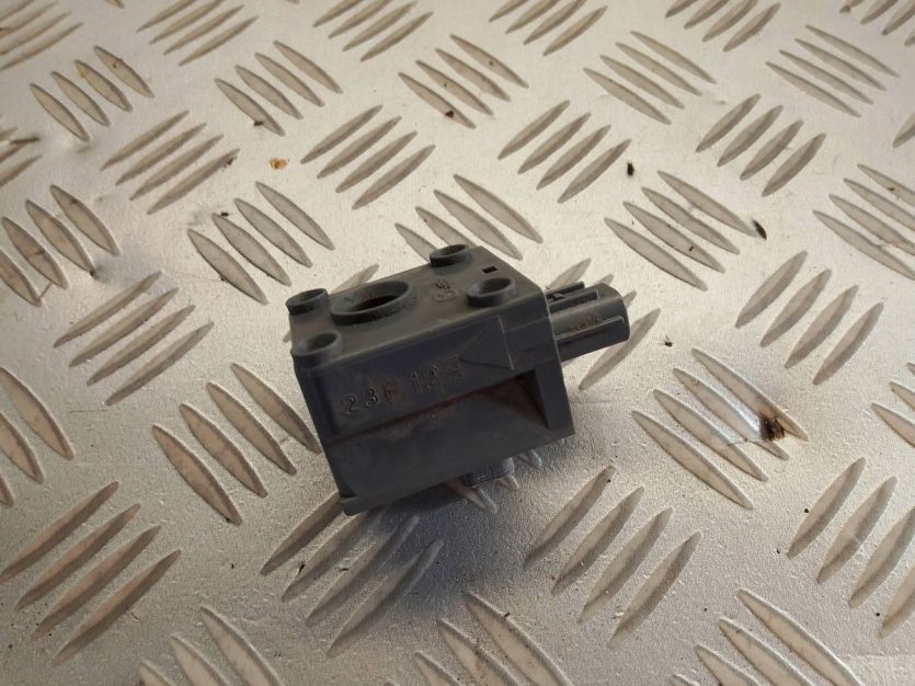 MAZDA CX90 CX-90 2024 CZUJNIK MODUŁ SENSOR SYGNAŁ DFR7676B1