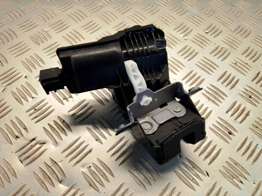 MAZDA CX90 CX-90 2024 ZAMEK KLAPY TYŁ TYLNEJ 45219491-05