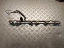 MAZDA CX90 CX-90 2024 3.3 V6 HYBRID LISTWA WTRYSKOWA H30113150