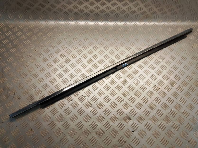 LINCOLN MKZ 2013 - 2019 ZGARNIACZ LISTWA DRZWI PRAWY PRZÓD