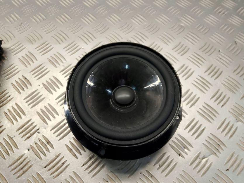 VW ATLAS CROSS 2021 GŁOŚNIK DRZWI PRAWY TYŁ FENDER 561035453A