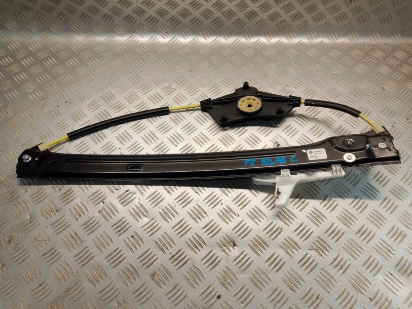 VW ATLAS CROSS 2021 PODNOŚNIK SZYBY PRAWY TYŁ 3CM839462