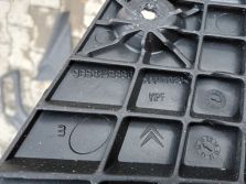 PEUGEOT 2008 I PODNÓŻEK PODSTOPNICA KIEROWCY 9658143880