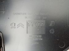 PEUGEOT 2008 I PLASTIK MOCOWANIE PÓŁKI BAGAŻNIKA LEWE LEWA 9677216777