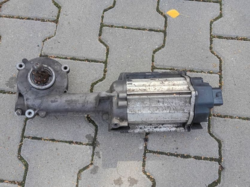VW GOLF VI AUDI A3 8P SILNICZEK MAGLOWNICY PRZEKŁADNI 1K0909144M