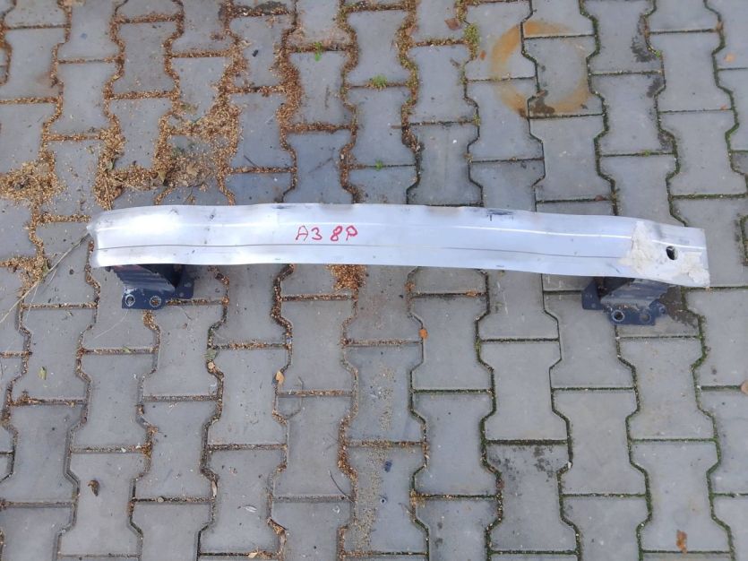 AUDI A3 8P 2008 BELKA ZDERZAKA PRZÓD PRZEDNIA