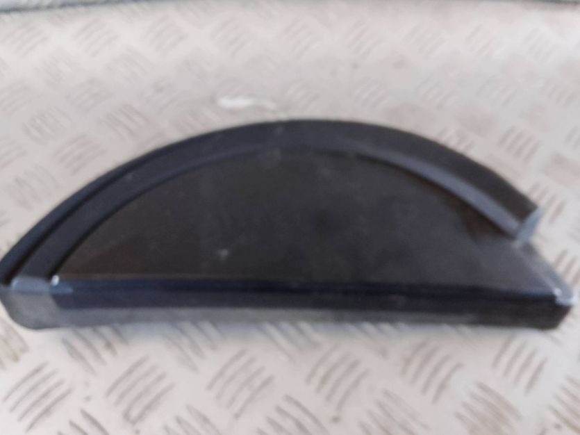PEUGEOT 208 2016 OSŁONA ZAŚLEPKA BŁOTNIKA LEWY TYŁ 9674720277