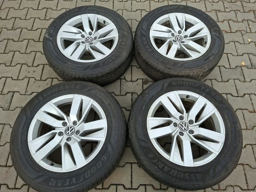 VW ATLAS CROSS 2022 FELGI ALUMNIOWE 18 OPONY TIGUAN KOLA 245/60 R18